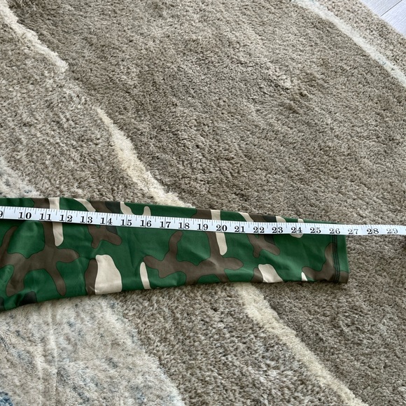 Madewell Rash Guard - Picture 3 of 6